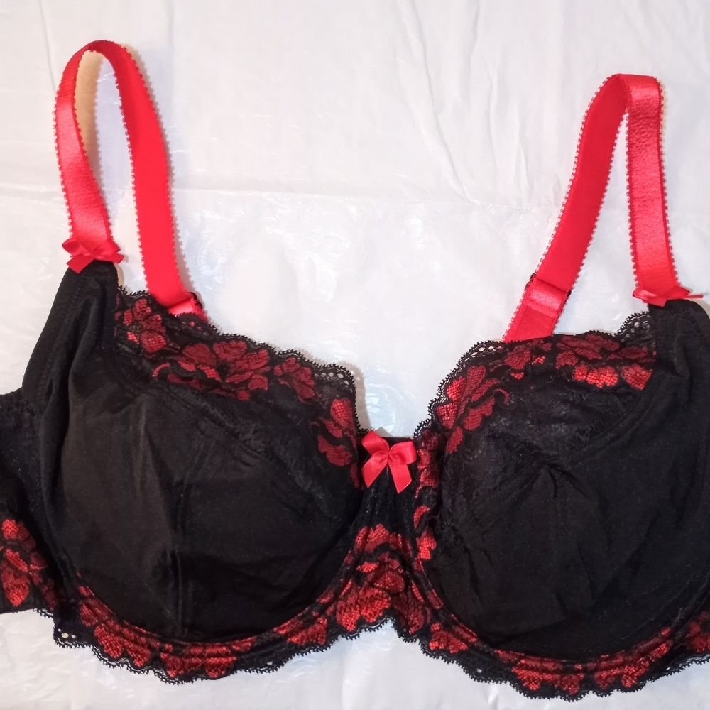 Adore Me Underwire Lace Bra 44D Black Red